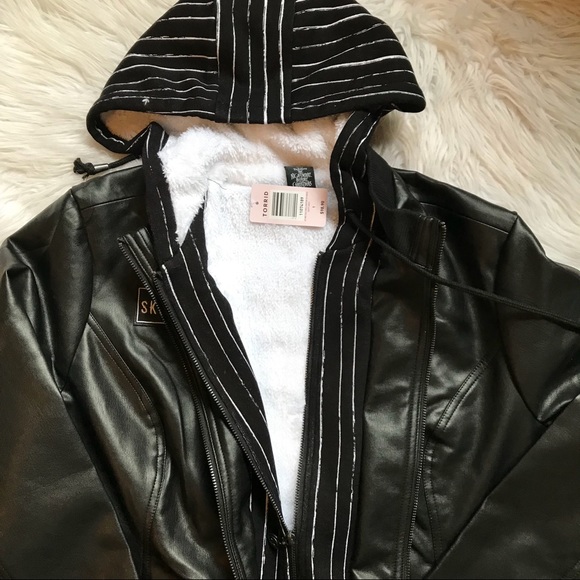 Nightmare before Christmas faux leather jacket - Picture 6 of 8